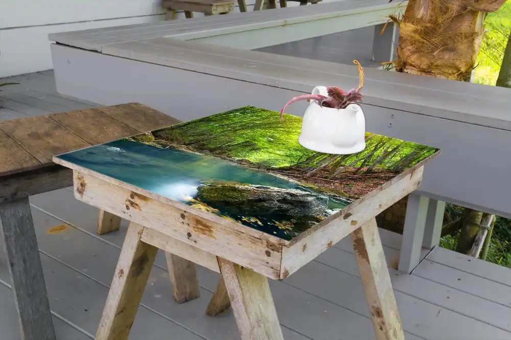 Selbstklebende Möbelfolie Klarer See im Wald 50 x 50 cm Sonderaktion