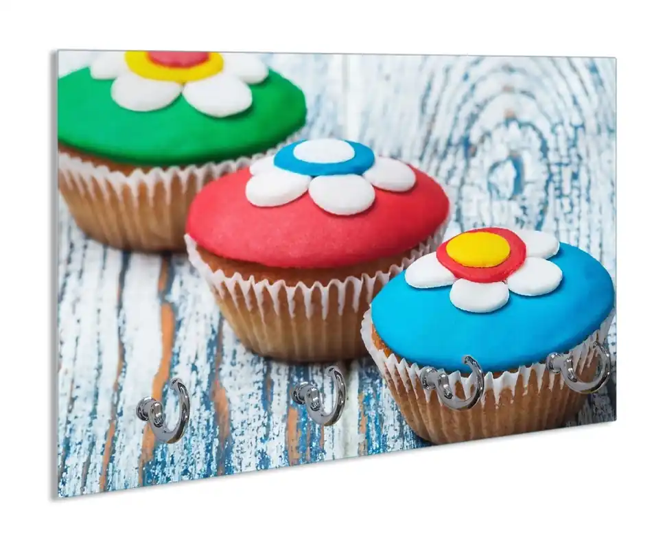 Schlüsselbrett Bunte Muffins - alter Holztisch - Stillleben Kracherpreis