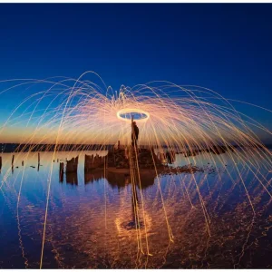 Top-Seller Küchenrückwand Feuerkreise am Wasser aus Glas, 125 x 50 cm