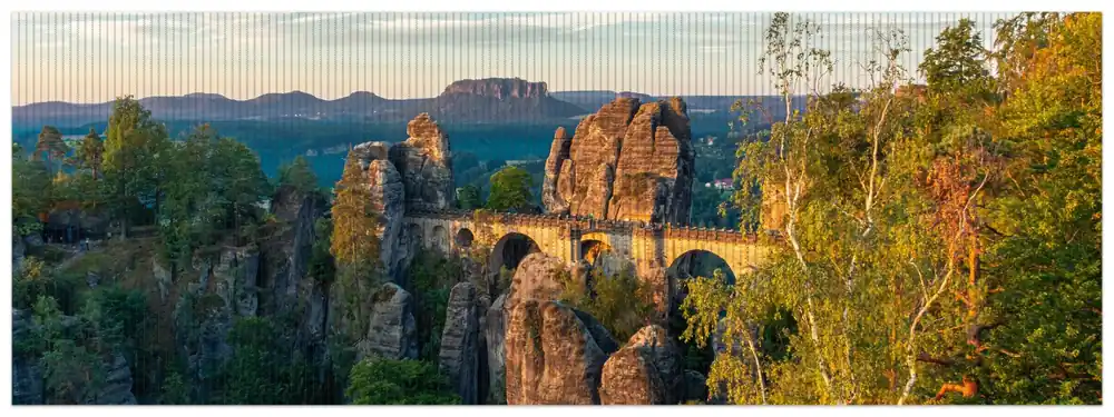Duschmatte Steinerne Brücke in der Landschaft 90 x 65 cm Sale