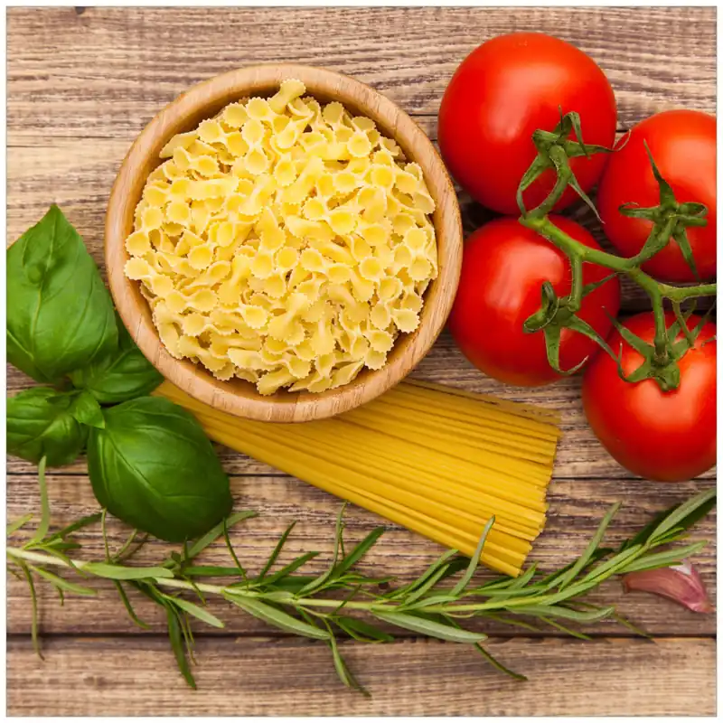 Glasunterlage Spaghetti mit Tomaten, Knoblauch und Basilikum 55 x 55 cm Markenware